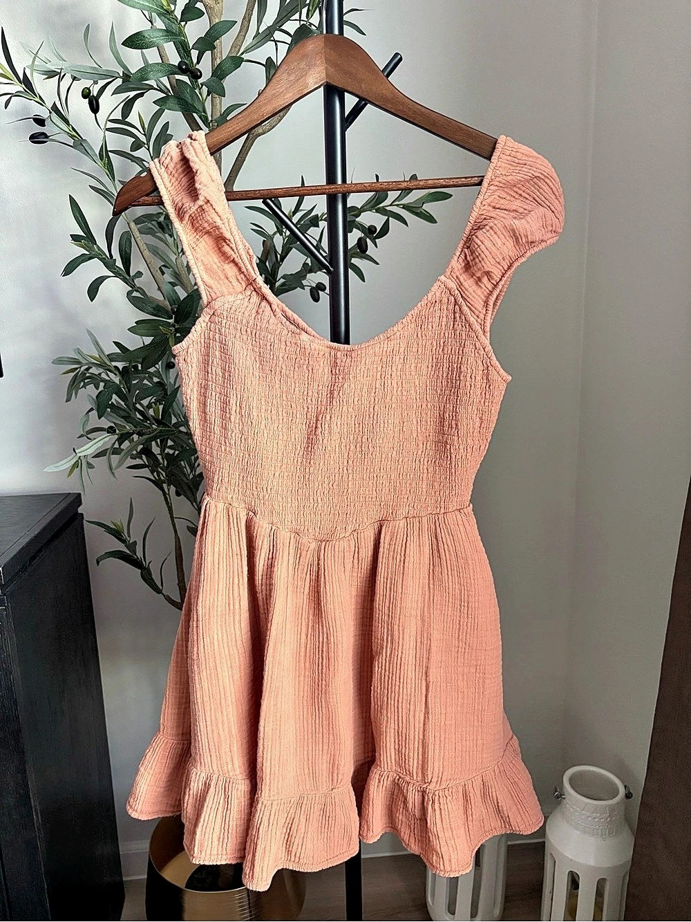 American Eagle Pink Mini Dress Size Medium